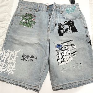 Limited edition Zara jean shorts (knee length)